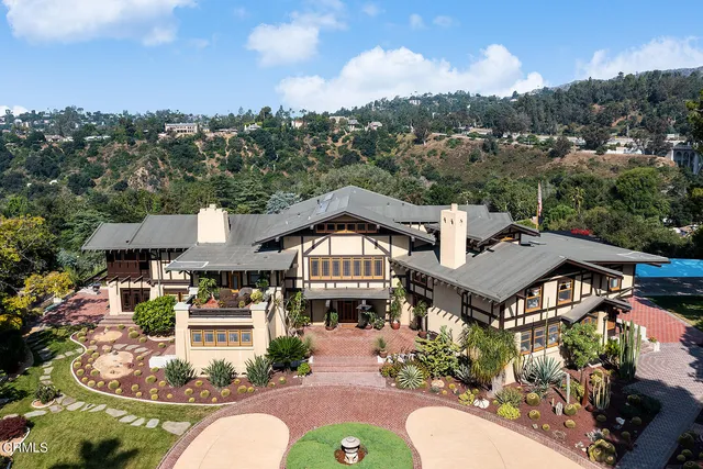 $48,000 | 195 South Grand Avenue, Pasadena, CA 91105