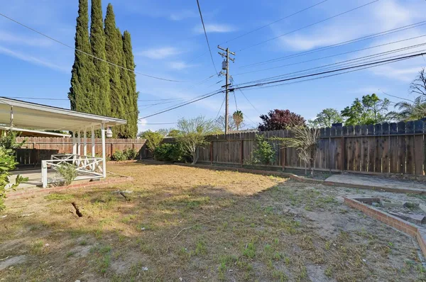 $399,000 | 1626 Vicksburg Street, Modesto, CA 95351