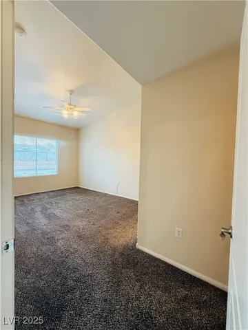 $1,650 | 2305 West Horizon Ridge Parkway, Unit 2221, Henderson, NV 89052