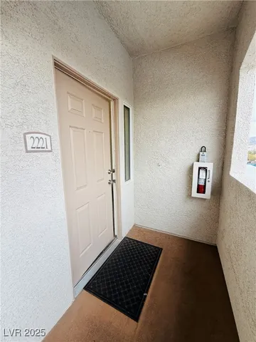 $1,650 | 2305 West Horizon Ridge Parkway, Unit 2221, Henderson, NV 89052