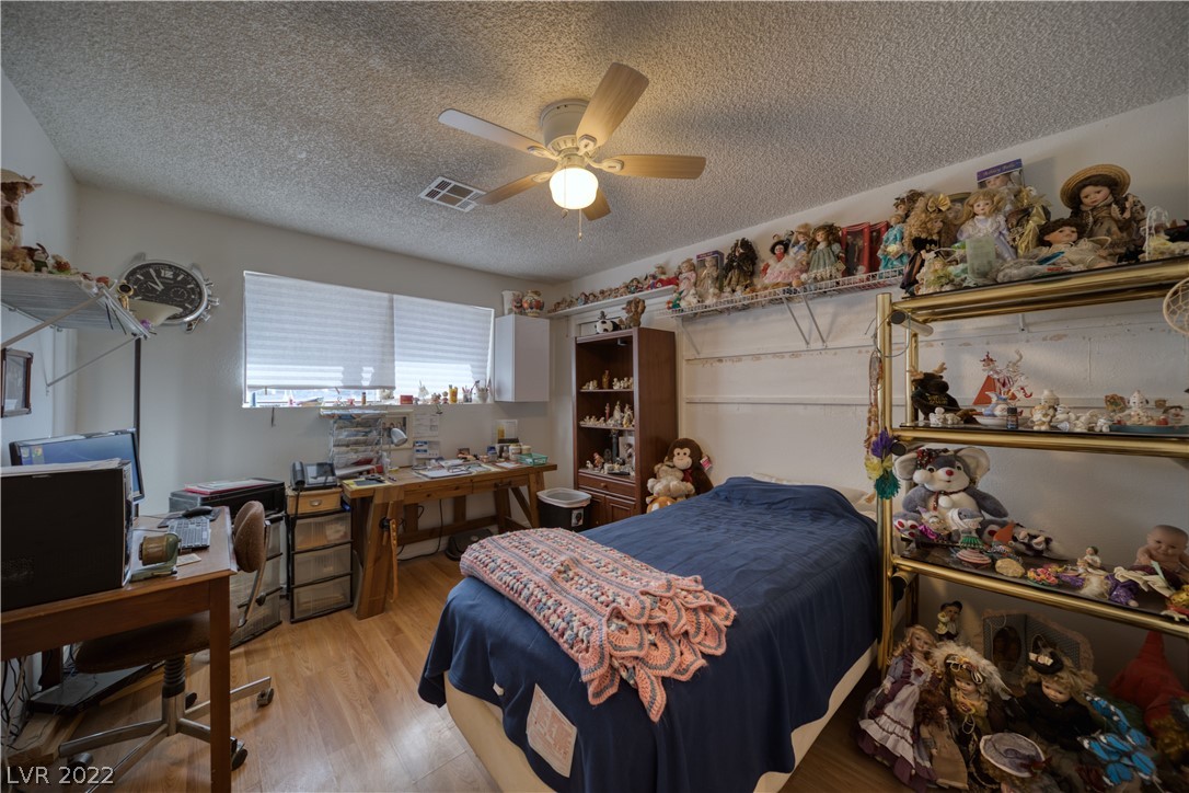 2390 Homestead Road Pahrump, NV 89048 - Photo 18 of 31 Gallery Image 18