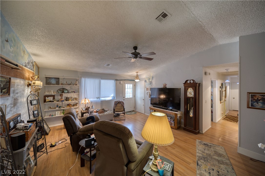 2390 Homestead Road Pahrump, NV 89048 - Photo 7 of 31 Gallery Image 7