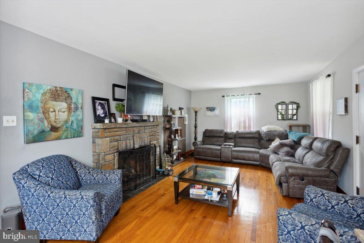 38 South Lenola Road Moorestown, NJ 08057 - Photo 8 of 23 Gallery Image 8