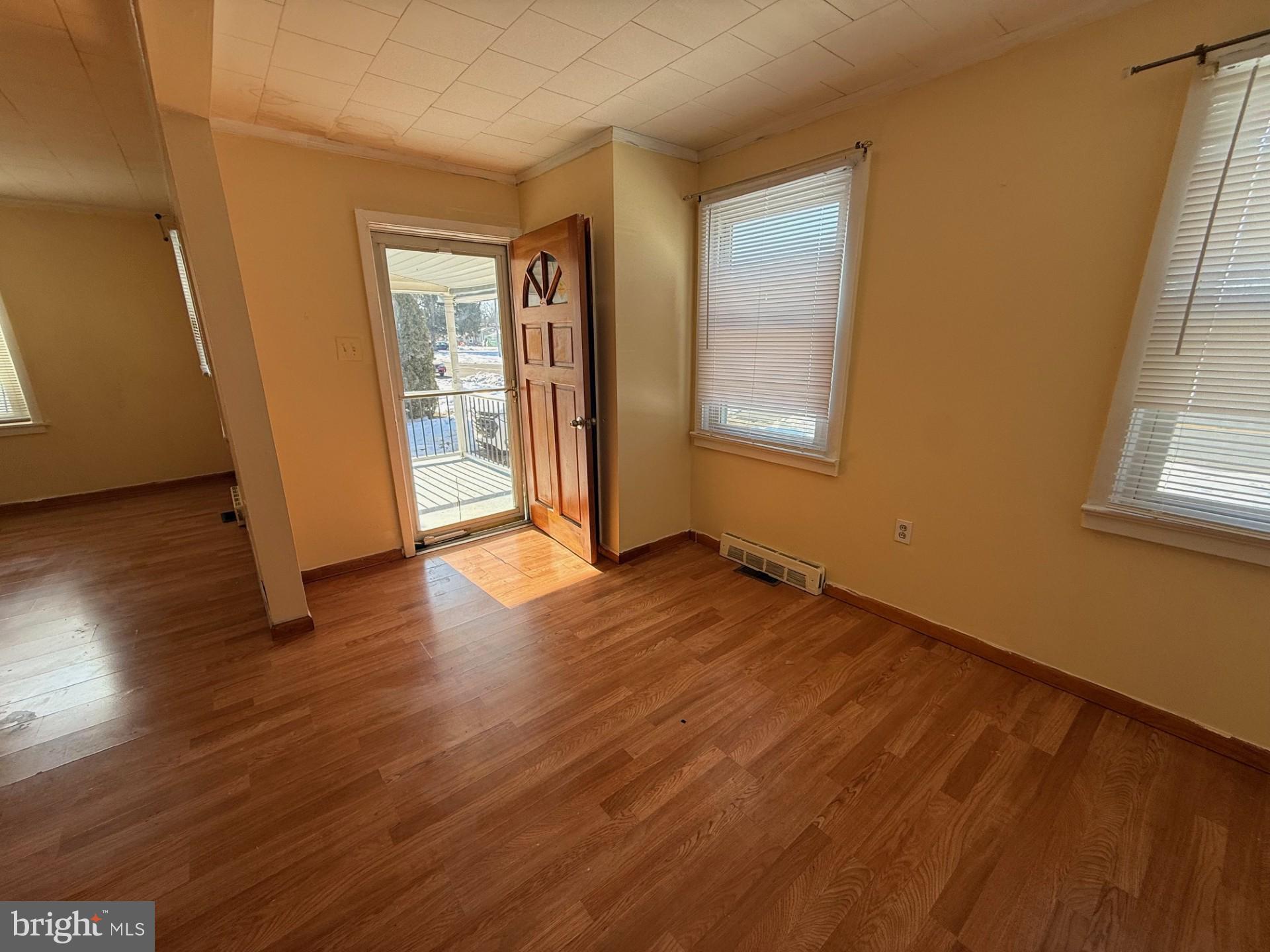 323 Georgetown Road Carneys Point, NJ 08069 - Photo 2 of 12