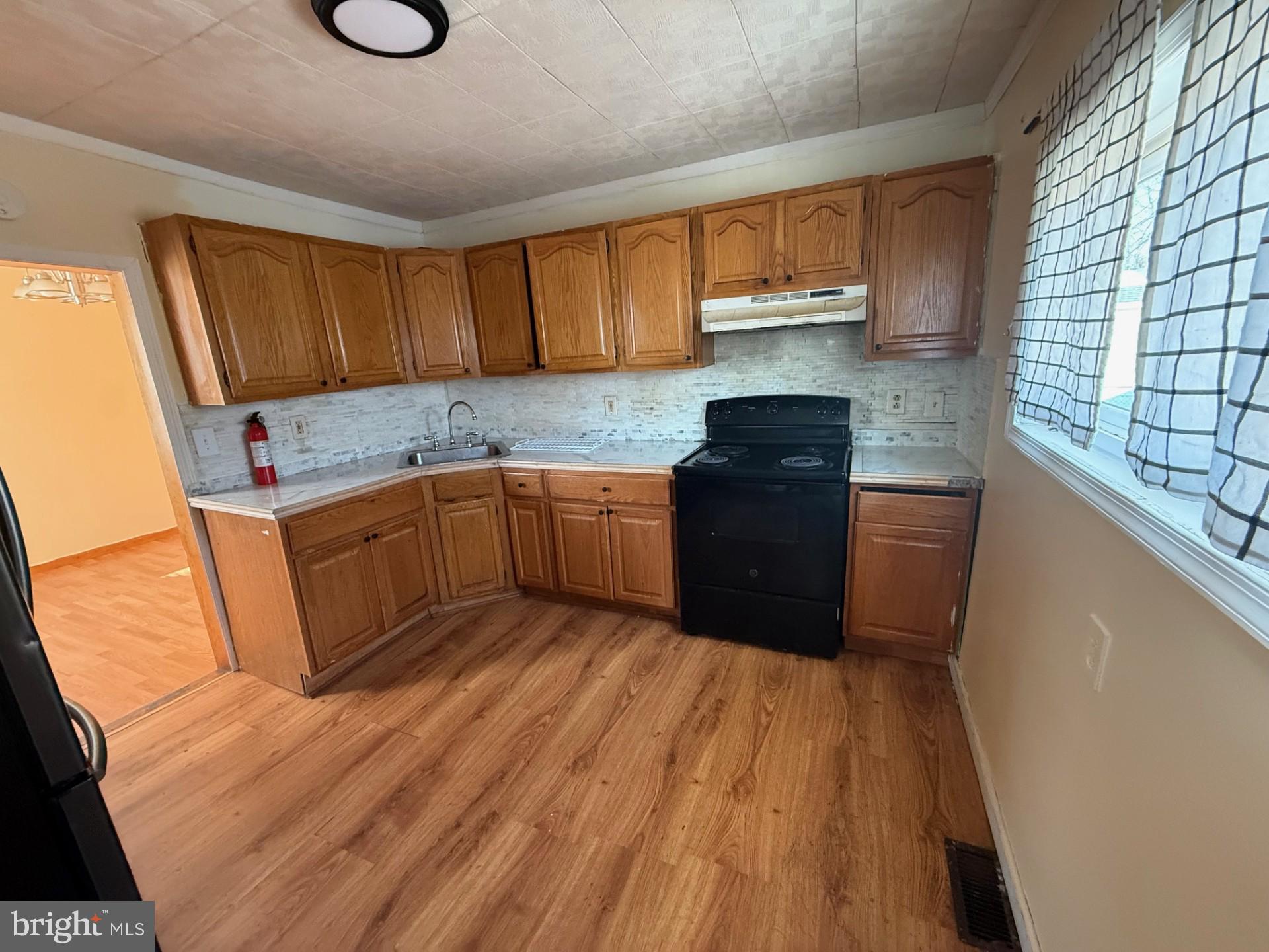 323 Georgetown Road Carneys Point, NJ 08069 - Photo 5 of 12