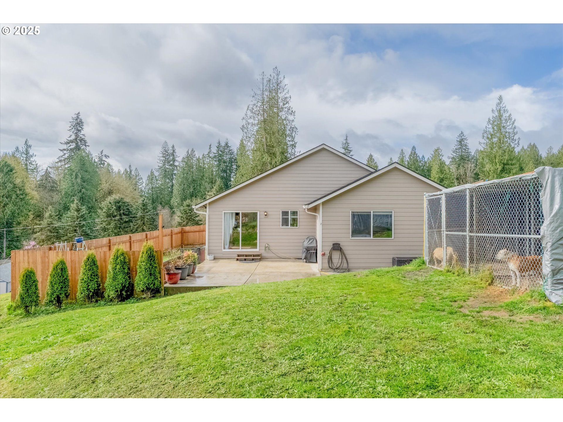 110 Axis Road Castle Rock, WA 98611 - Photo 23 of 38 Patio