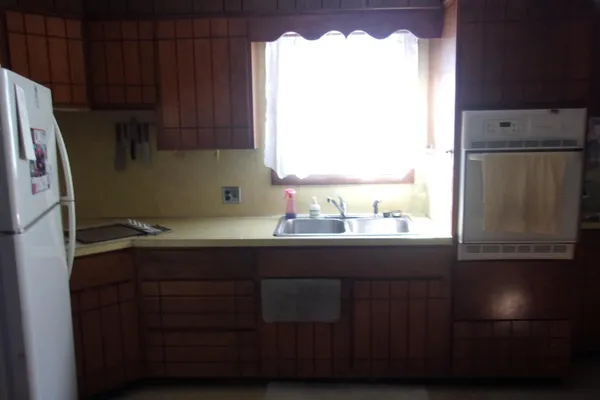 $199,900 | 35 3rd Street, Eastlake, MI 49660