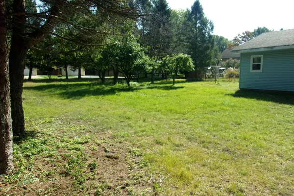 $199,900 | 35 3rd Street, Eastlake, MI 49660