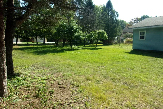 $199,900 | 35 3rd Street, Manistee, MI 49660