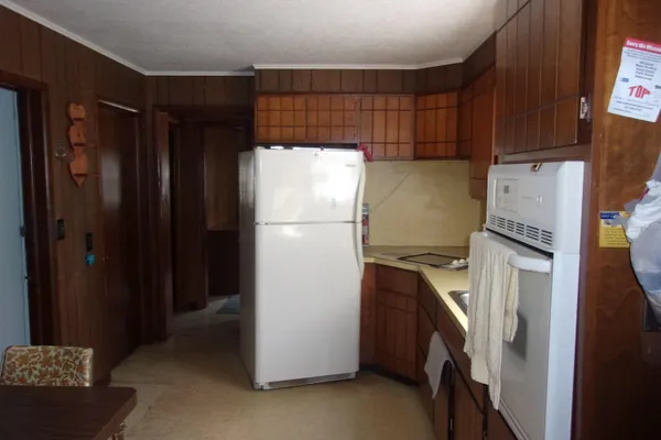 $199,900 | 35 3rd Street, Eastlake, MI 49660