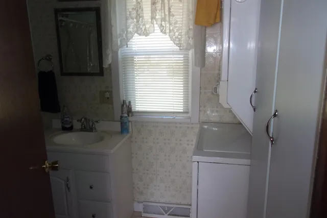 $199,900 | 35 3rd Street, Manistee, MI 49660