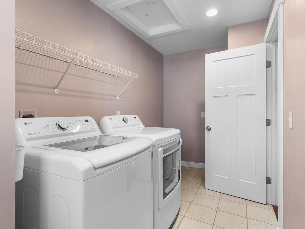 3 Desiree Court, Unit C Smithfield, RI 02917 - Photo 11 of 20