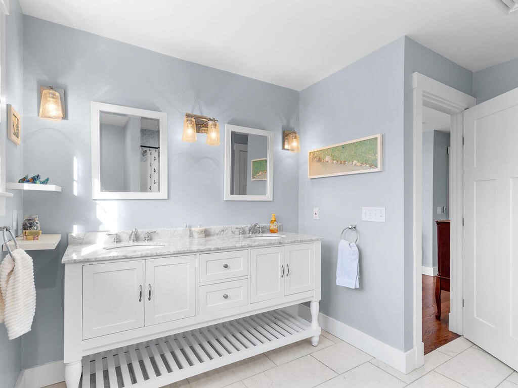 3 Desiree Court, Unit C Smithfield, RI 02917 - Photo 9 of 20