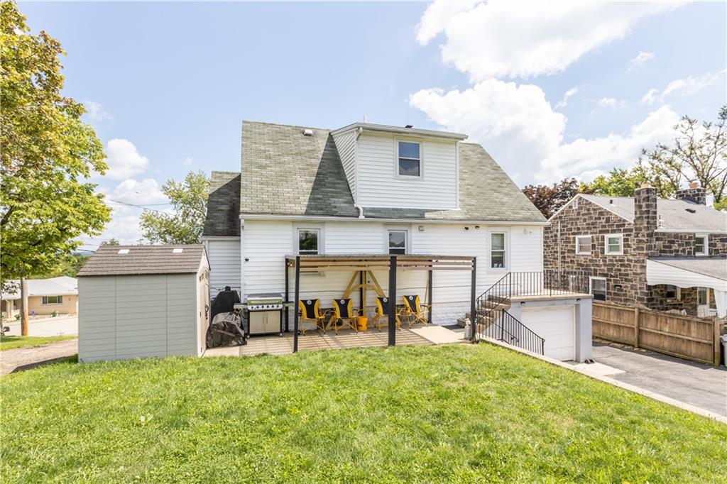 1415 Anderson Road Pittsburgh, PA 15209 - Photo 3 of 25 a view of a house with patio