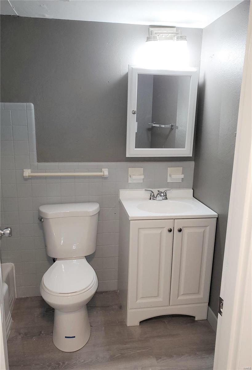 1293 Reavis Barracks Road St. Louis, MO 63125 - Photo 12 of 26 Gallery Image 12