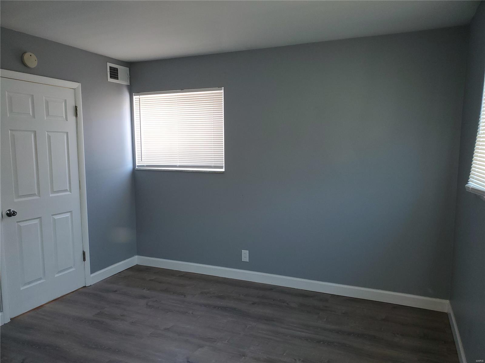 1293 Reavis Barracks Road St. Louis, MO 63125 - Photo 16 of 26 Gallery Image 16