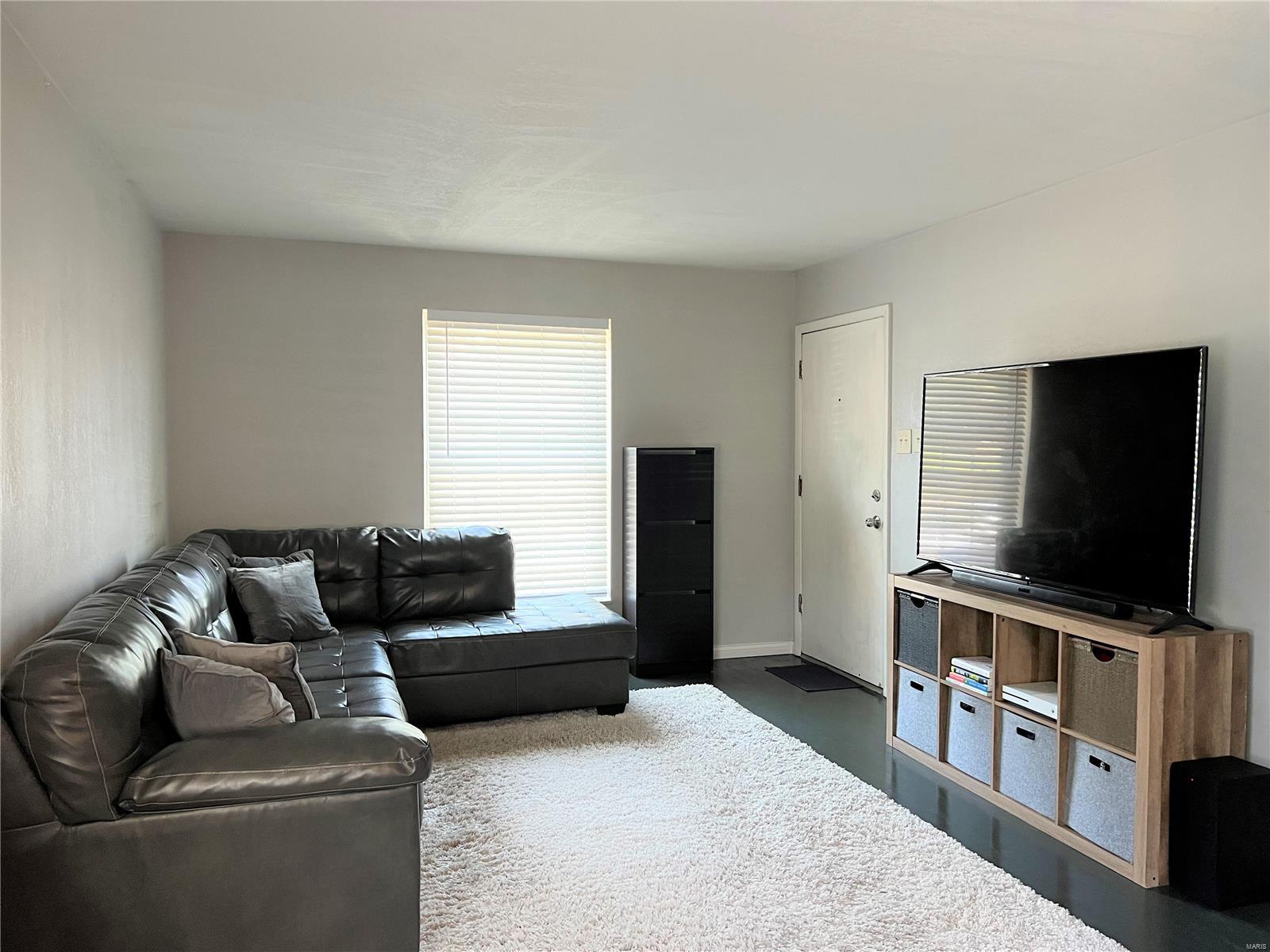 1293 Reavis Barracks Road St. Louis, MO 63125 - Photo 2 of 26 Gallery Image 2