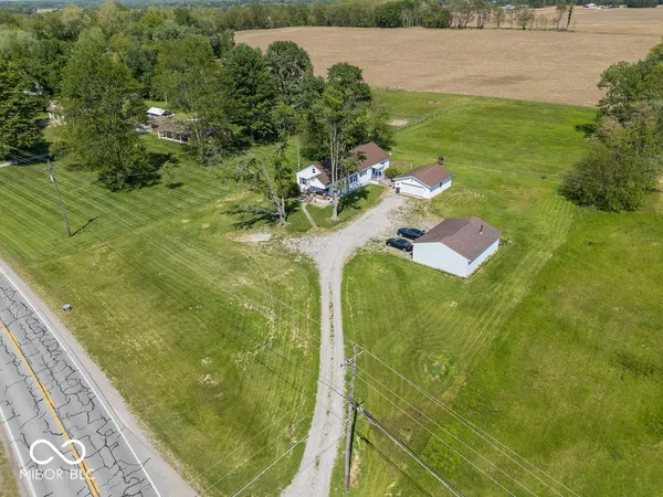 $299,900 | 10557 North Us Highway, Seymour, IN 47274