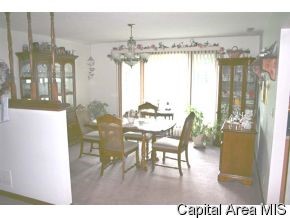 6723 North Walnut Springfield, IL 62707 - Photo 3 of 5 Gallery Image 3