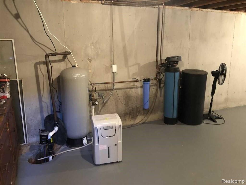 1562 West Rolston Road Linden, MI 48451 - Photo 20 of 22 basement.jpg