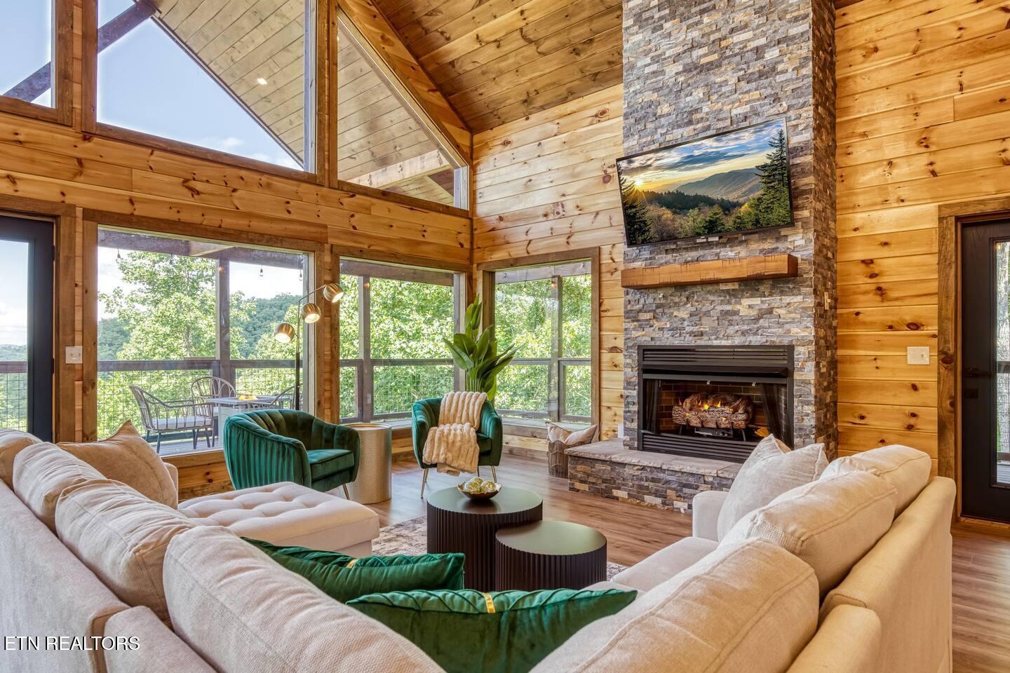 2942 Redtail Road Sevierville, TN 37862 - Photo 14 of 46 1cdbfcff-5b29-40a4-8f66-9a7937e33c05