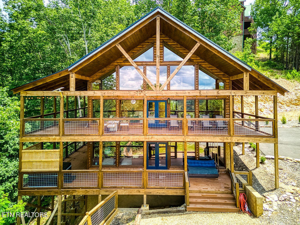 2942 Redtail Road Sevierville, TN 37862 - Photo 2 of 46 1(5)