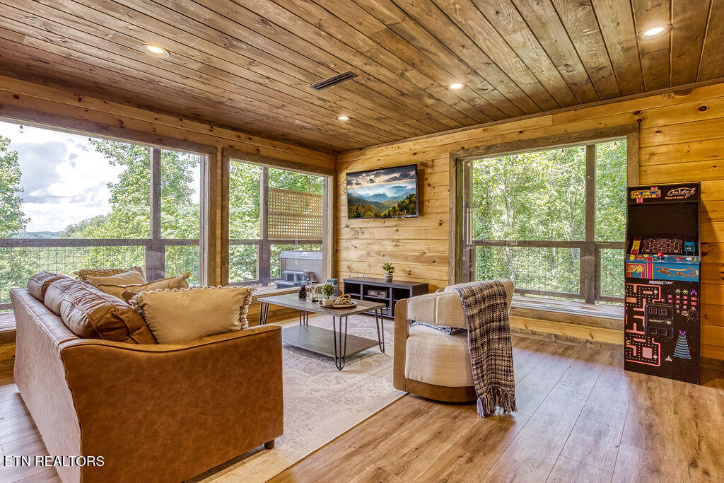 2942 Redtail Road Sevierville, TN 37862 - Photo 26 of 46 1(45)