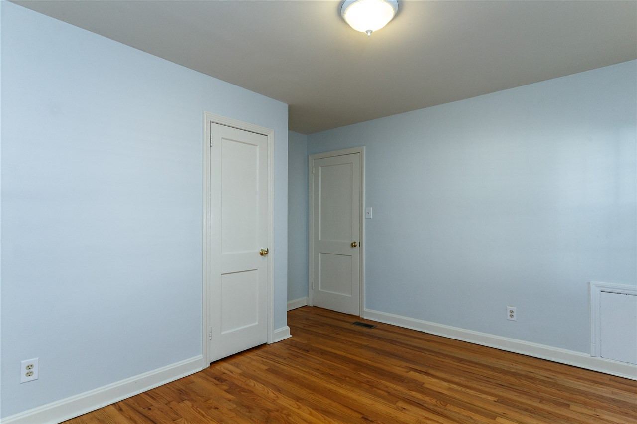 607 Frank Street Raleigh, NC 27604 - Photo 18 of 23 Photo 18