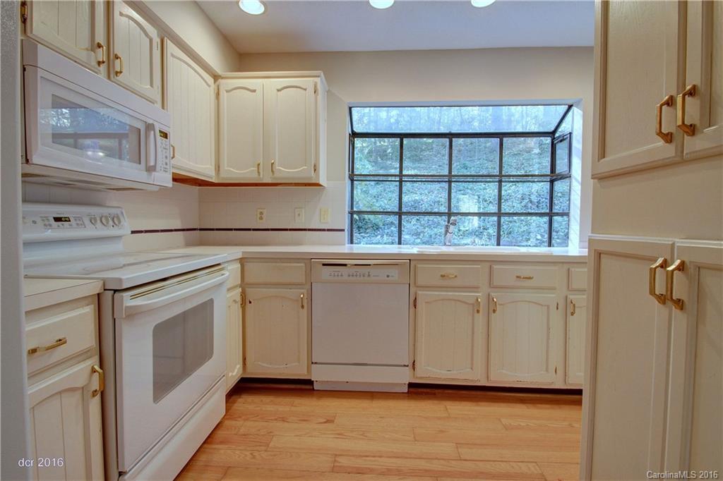 253 Meadowbrook Road Charlotte, NC 28211 - Photo 8 of 24 Gallery Image 8