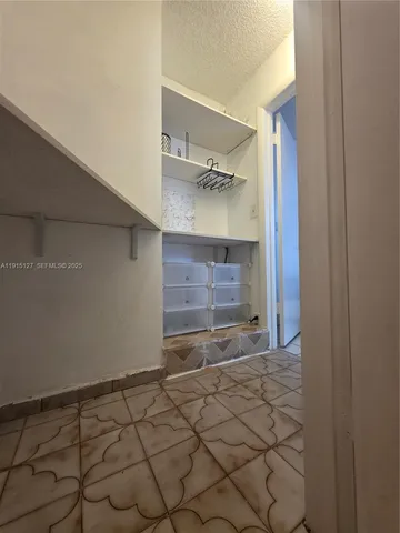 $900 | 714 Southwest 99th Ct Circle, Miami, FL 33174