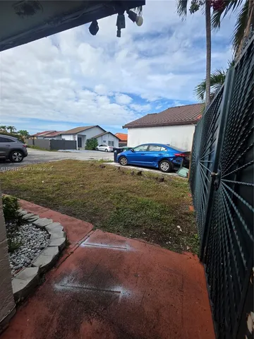 $900 | 714 Southwest 99th Ct Circle, Miami, FL 33174