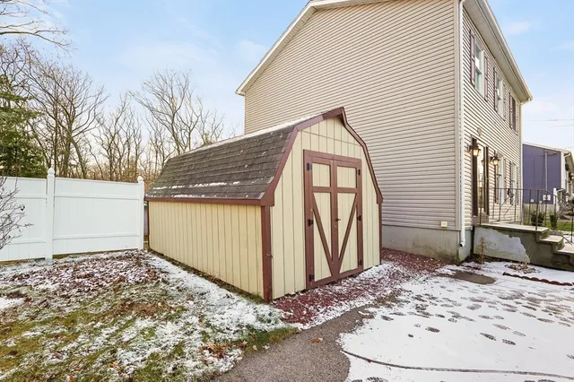 $525,000 | 306 Rumonoski Drive, Northbridge, MA 01534