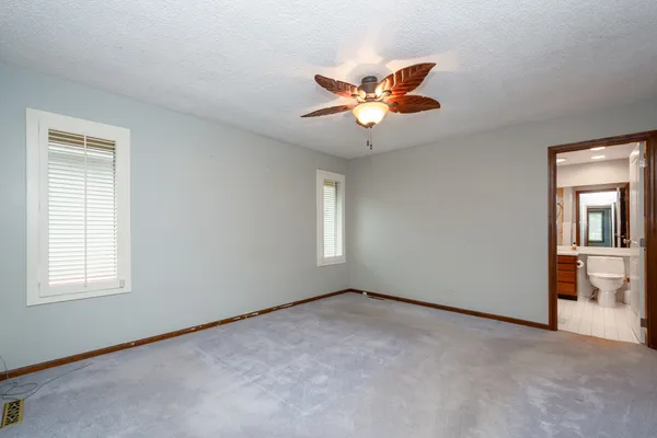 $375,000 | 39895 Crabapple Drive, Antioch, IL 60002