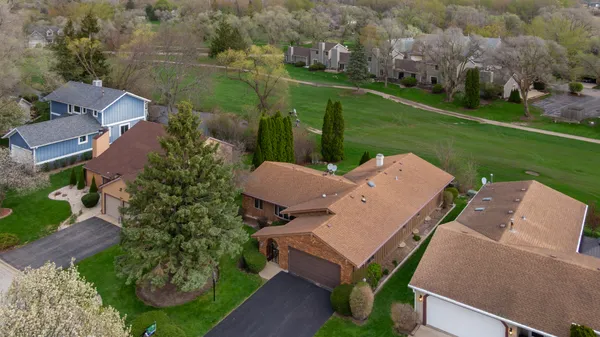 $375,000 | 39895 Crabapple Drive, Antioch, IL 60002
