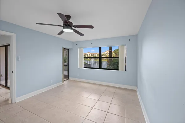 $350,000 | 600 Uno Lago Drive, Unit 104, Juno Beach, FL 33408