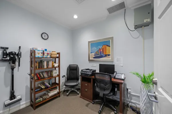 $350,000 | 600 Uno Lago Drive, Unit 104, Juno Beach, FL 33408