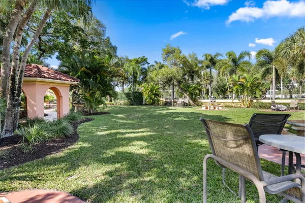 $350,000 | 600 Uno Lago Drive, Unit 104, Juno Beach, FL 33408