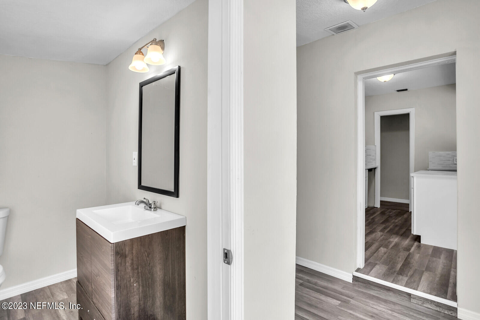405 Nightingale Road Jacksonville, FL 32216 - Photo 24 of 31 Half Bath, off of Pool area