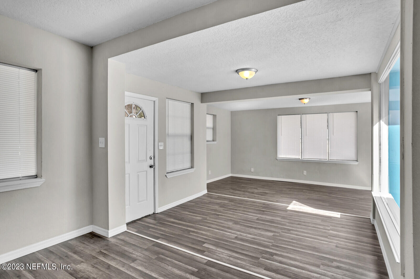 405 Nightingale Road Jacksonville, FL 32216 - Photo 8 of 31 Entrance
