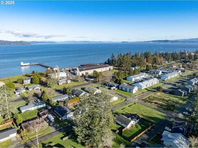 $469,000 | 618 7th Avenue, Hammond, OR 97121