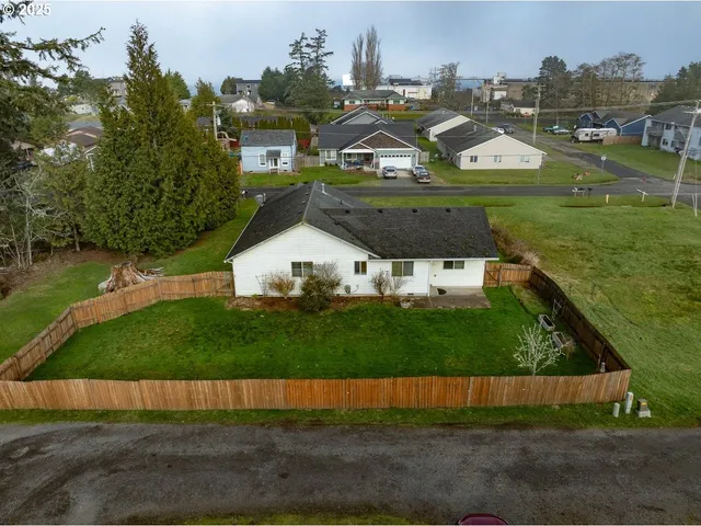 $469,000 | 618 7th Avenue, Hammond, OR 97121