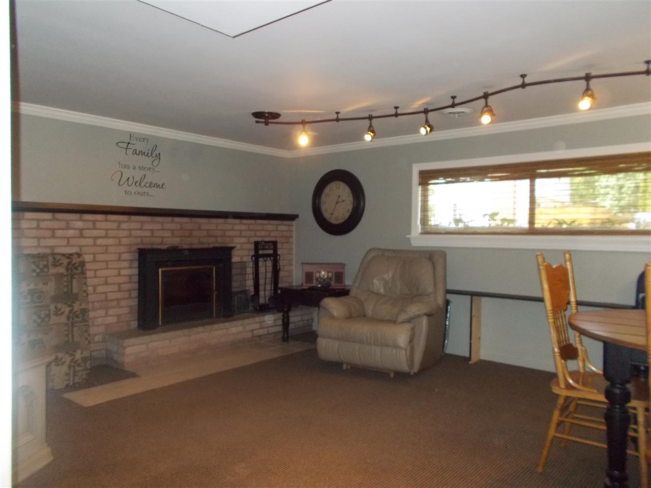 926 Springview Drive Flushing, MI 48433 - Photo 4 of 26