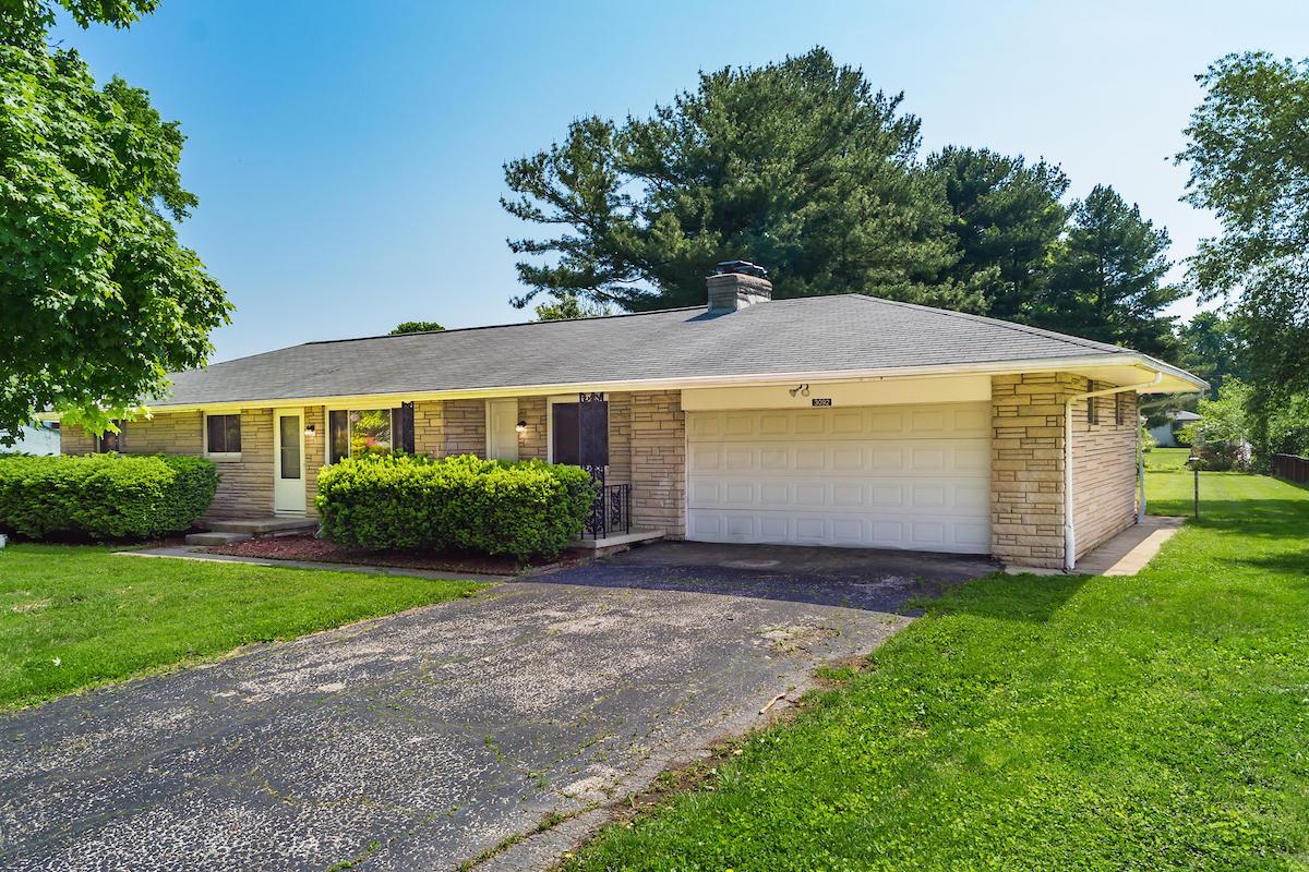 3092 Marwick Road Columbus, OH 43232 - Photo 1 of 46 Gallery Image 1