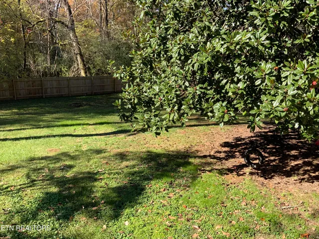 $325,000 | 154 Ponderosa Drive, Kingston, TN 37763