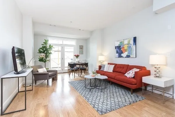 $3,950 | 1501 Commonwealth Avenue, Unit 311, Boston, MA 02135