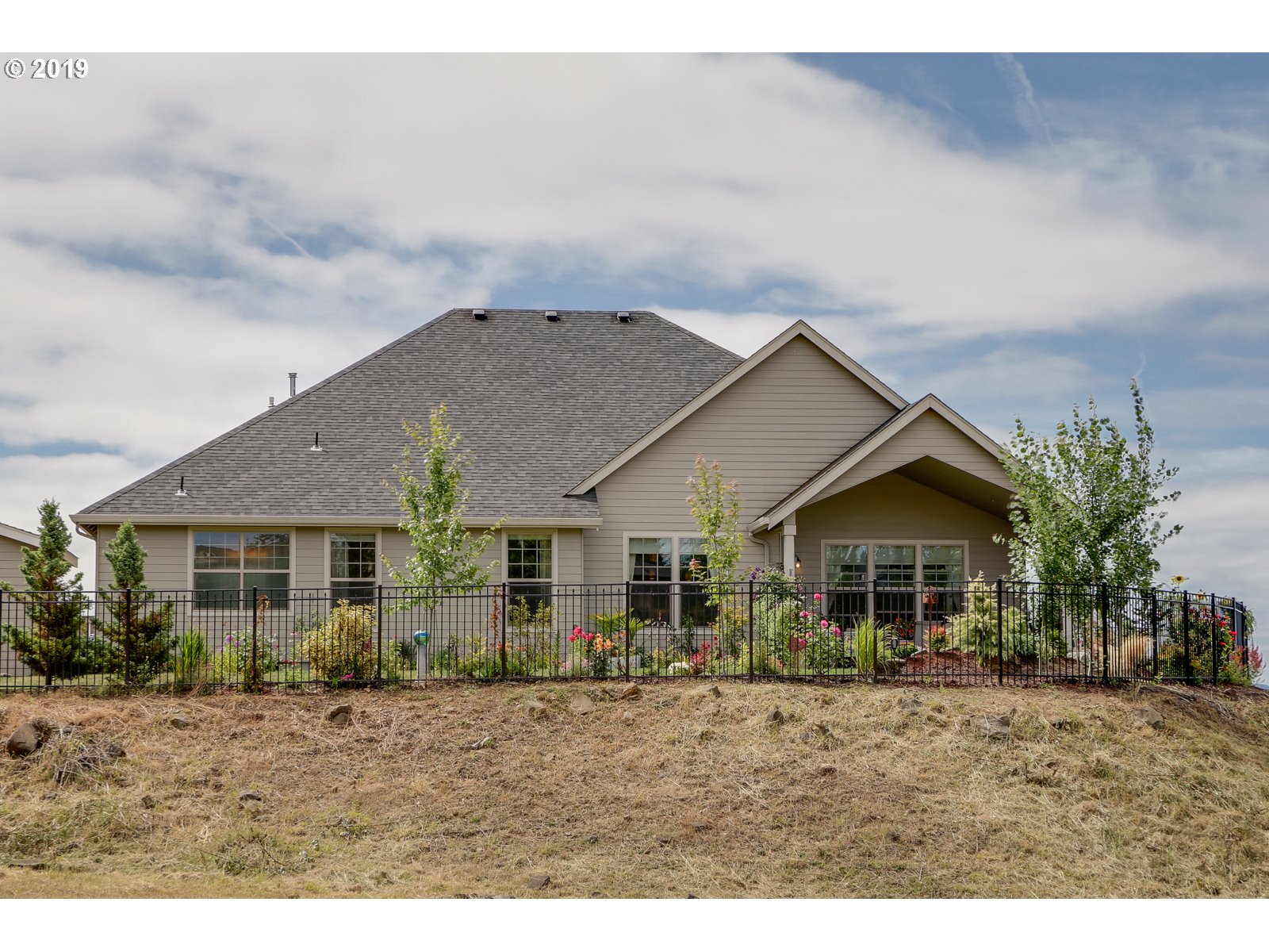 584 Mountaingate Drive Springfield, OR 97478 - Photo 31 of 32 Gallery Image 31