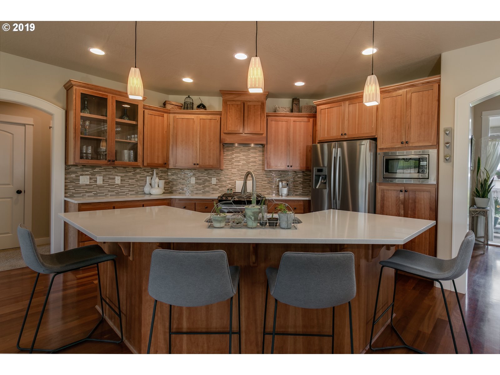 584 Mountaingate Drive Springfield, OR 97478 - Photo 6 of 32 Gallery Image 6
