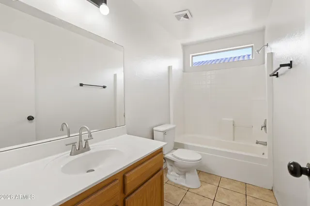 $1,995 | 10054 East Crescent Avenue, Mesa, AZ 85208