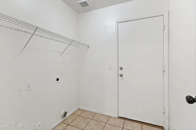 $1,995 | 10054 East Crescent Avenue, Mesa, AZ 85208