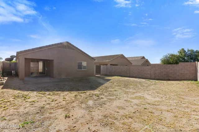 $1,995 | 10054 East Crescent Avenue, Mesa, AZ 85208